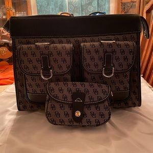 Dooney and Bourke Black Purse